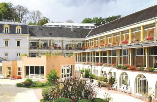 Maison de caractère, Cure thermale et Tourisme, meublé 4 étoiles - Foto 10