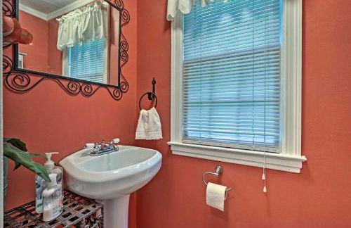 Historic Essex Home with Large Yard Near Downtown! - Foto 12