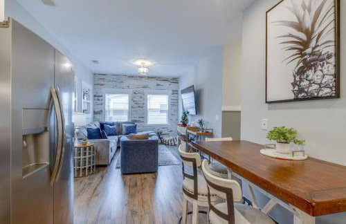 Music City Charmer Tons of Beds Thirty Day Minimum - Foto 18