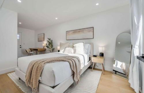 Brand New Apt w Parking Blocks from Downtown- C - Foto 3