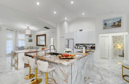 Stunning House with Beautiful Lake View - Foto 10