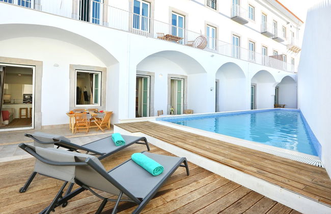 Beach Waves Apartment - Photo 18