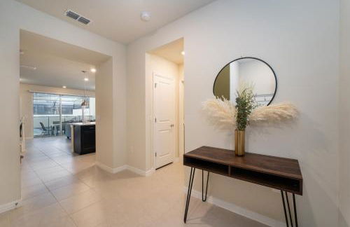 Modern Townhome with Resort Amenities - Foto 11