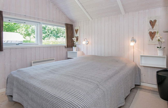 6 Person Holiday Home in Bjert - Foto 9