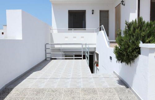 CASA FRONTE MARE POSTO ROSSO 8 POSTI LETTO - Foto 16