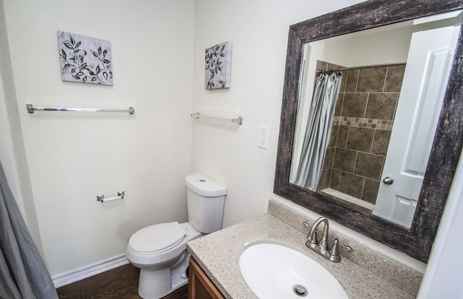 Cozy Remodeled 2br/2ba Near Downtown Sleeps 8 - Foto 16