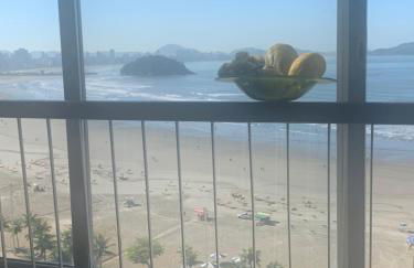 Apto antigo frente mar para alugar - Photo 1