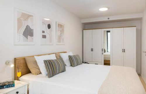 DUBROVNIK PIER free parking and balcony - Photo 11