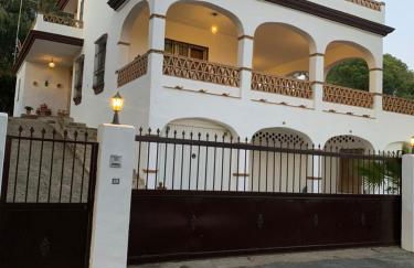 Casa Las Adelfas - Foto 1