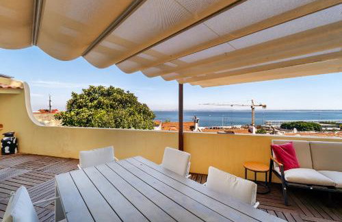 Whome Sunny Terrace Apartment with River Views - Foto 1