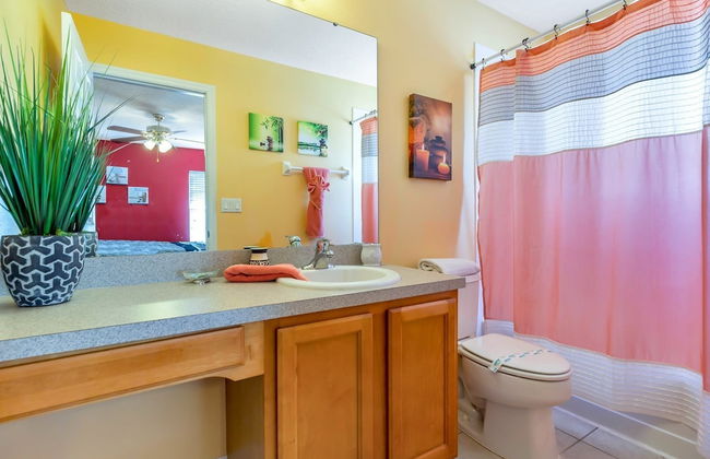 6 Br Pool Home with Spa and Game Room - Foto 25