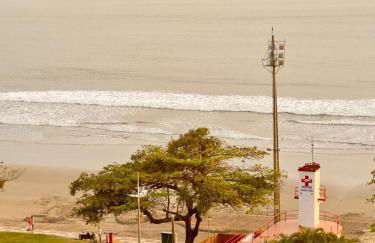 Modern, spacious with beach view! - Foto 22