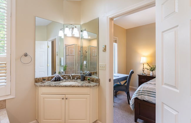 Highland Hideaway by Avantstay Group Poconos Retreat w Patio Game Room - Foto 25