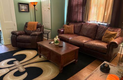 2 Bedroom 2 Bath Fun Vibes NO PET FEES - Foto 3