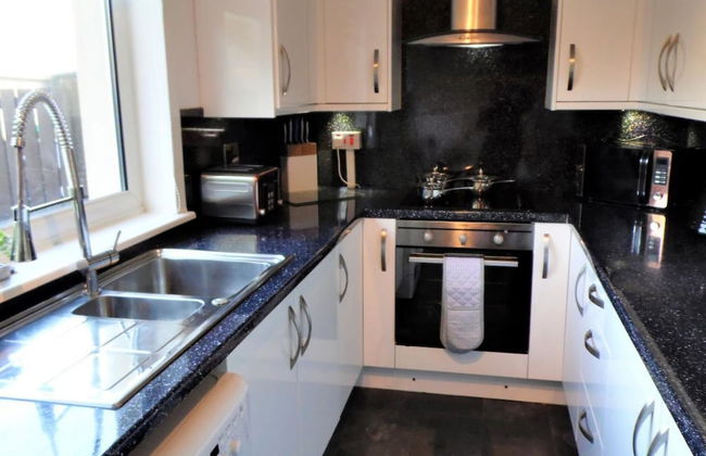 Stanefield House Motherwell - Photo 2