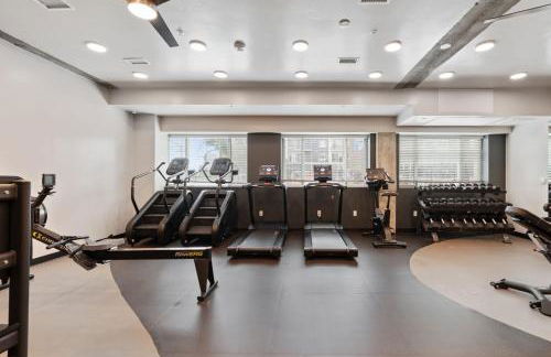 2BR and 2BA Near Events, Dining, and TRAX - Foto 36