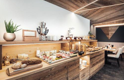 Les Dolomites Mountain Lodges - Photo 21