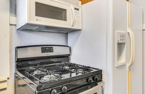 Nature Lovers Retreat By the High Trestle Trail! - Foto 10