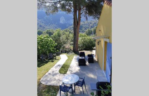 Vue panoramique sur le château,montagne et grottes - Foto 30