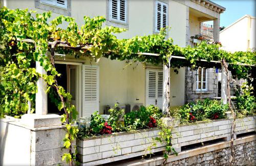 Apartments Lumbarda - Foto 28