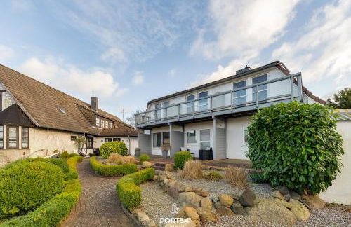 Apartment 22 - Photo 10