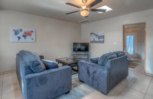 Appealing Quiet and Private Modern 2 Bedroom - Foto 1