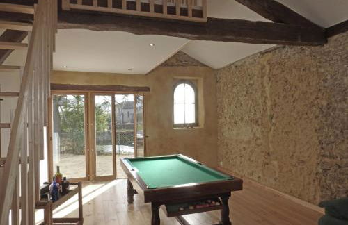 Luxurious Villa in Cazaubon with Swimming Pool - Photo 20