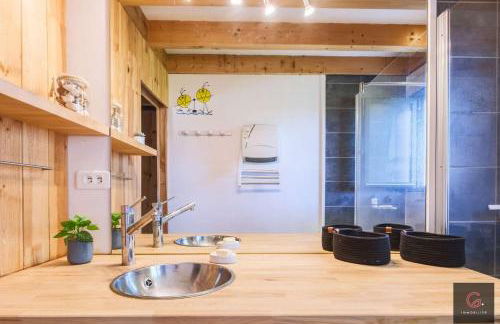 Gastes, Charmant chalet en bois avec Jacuzzi 6 pers - Foto 9