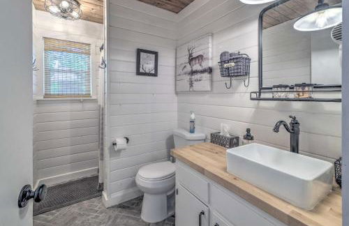 Cold Springs Escape AandC, Hot Tub, Generator, WiFi - Foto 17