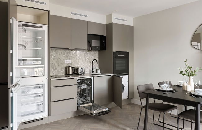 Commercial Road Serviced Apartments - London City East - Photo 16