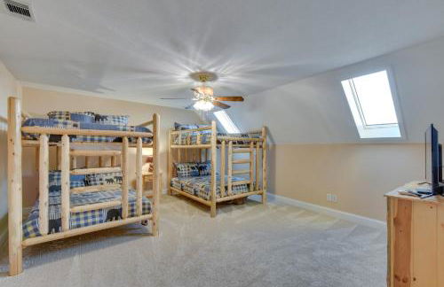 Blairsville Mansion with Hot Tub, Casino and Games! - Foto 35