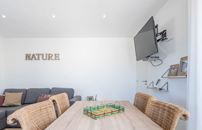 4 bedroom House in Castelló d'Empúries with private pool and garden - Photo 17