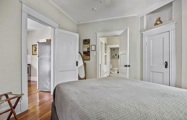 Chic St. Augustine Home Steps to Dining, Shopping - Photo 2