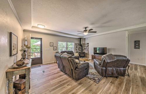 Peaceful Alto Home with Deck about 12 Mi to Ski Apache! - Foto 7