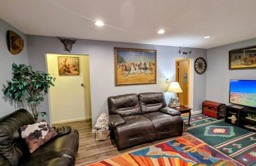FairWestern, 5 bedrooms, 2 baths, sleeps 11 - Foto 4
