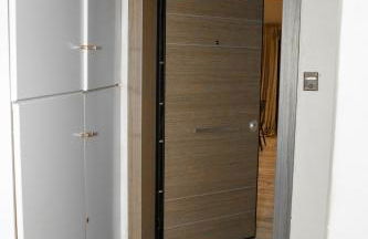 Cozy Penthouse next to Station - Foto 12