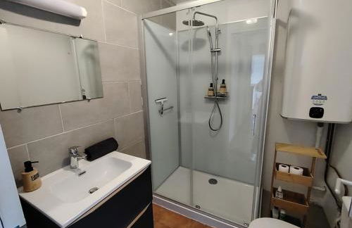 Chez Adèle, au pied de l'Abbaye - Foto 15