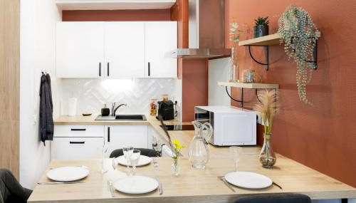 Le Constantin - Charme & confort à 2 pas du centre-ville - Foto 2, minibar