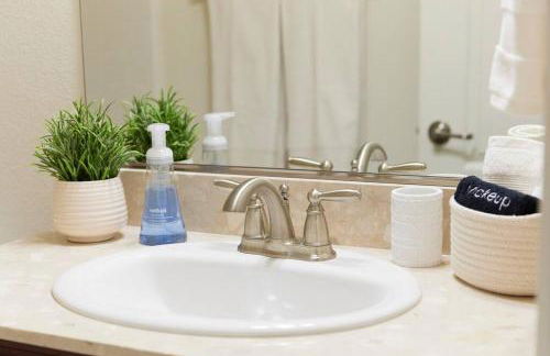 NEW Upscale House, Tahoe 30-min w/ Cal King - Foto 5