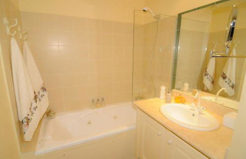 Chateau des Gipières bij de Mont Ventoux - Foto 22