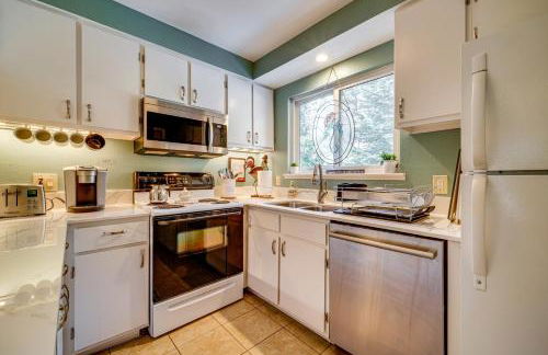 1 Mi to Diamond Peak Ski Resort Condo with Pool - Foto 7