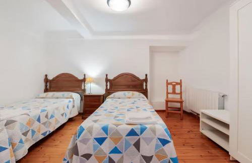 La Jomeruca ,espaciosa casa rural cerca de playa y montaña - Foto 29