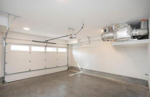 1 5 Miles to Broadway Rooftop Deck w City Views - Foto 35