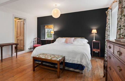 Middlelands - A stunning country house with beautiful gardens in rural Pembrokeshire yet close to coast - Foto 26