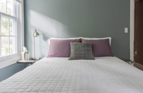 Chic Farmhouse Woodstock Saugerties Skiing HITS - Photo 14