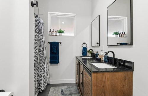 Luxury STL Oasis Sauna, Firepit, HotTub and Games - Foto 17