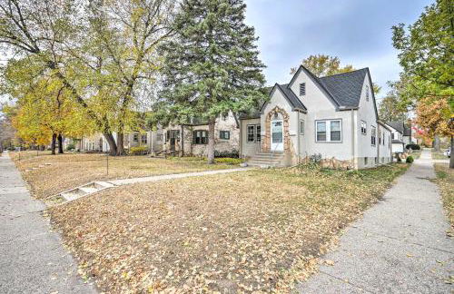 Cozy Minneapolis Escape with Patio Near Dtwn! - Foto 24