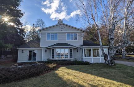 Crystal Lake Paradise - Gorgeous Lakefront Luxury! - Photo 3