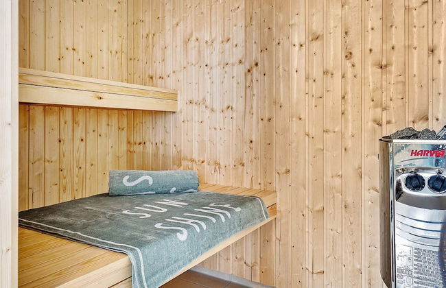 Chic Holiday Home in Hovedstaden near Sea - Foto 5