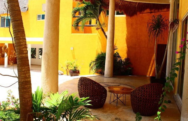 Uinic Chay Luxury Ocean Front Villa - Photo 14